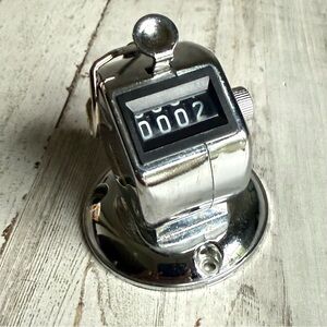 Metal mechanical clicker counter